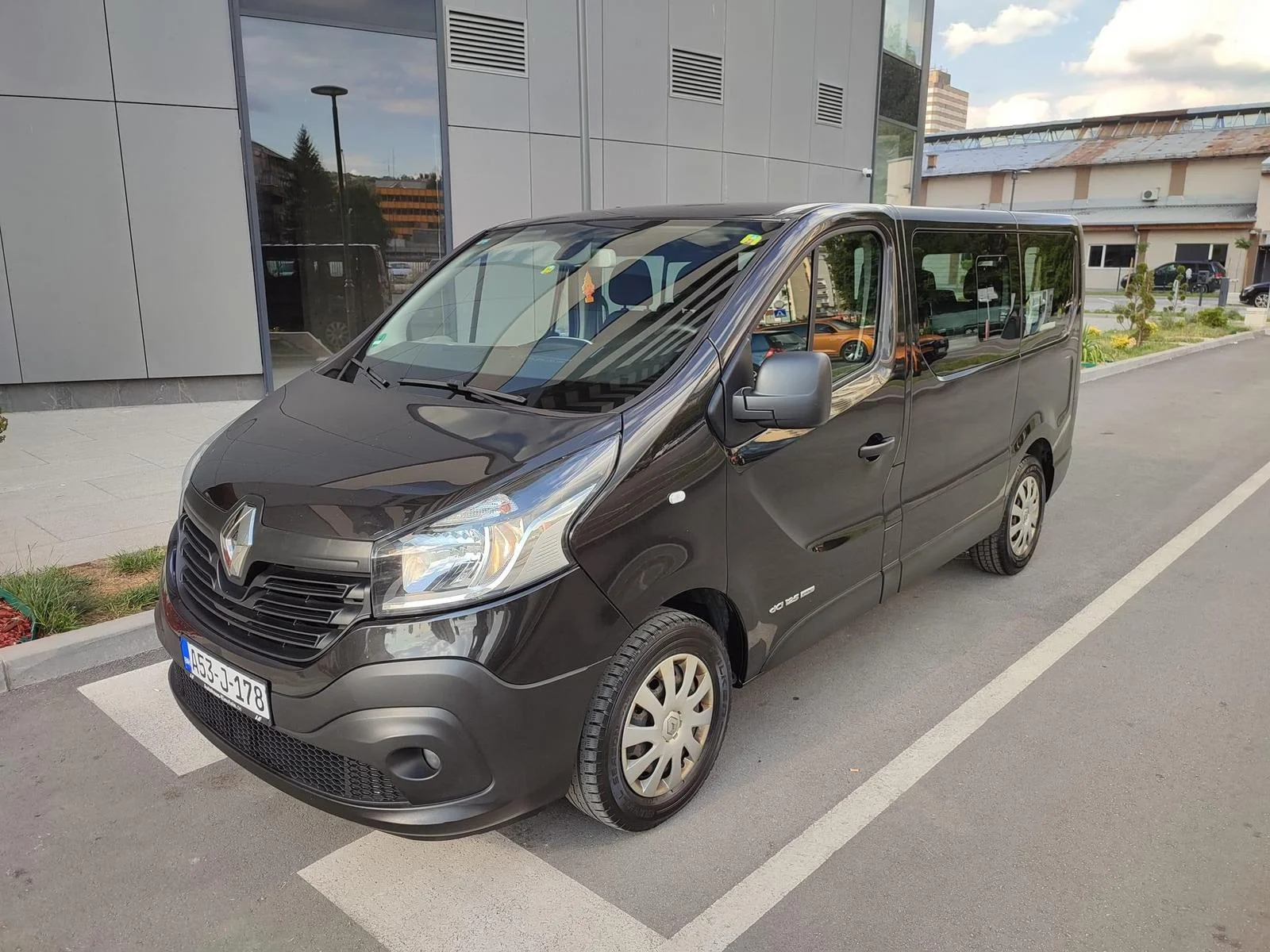 Kombi za prevoz Kombi za prevoz